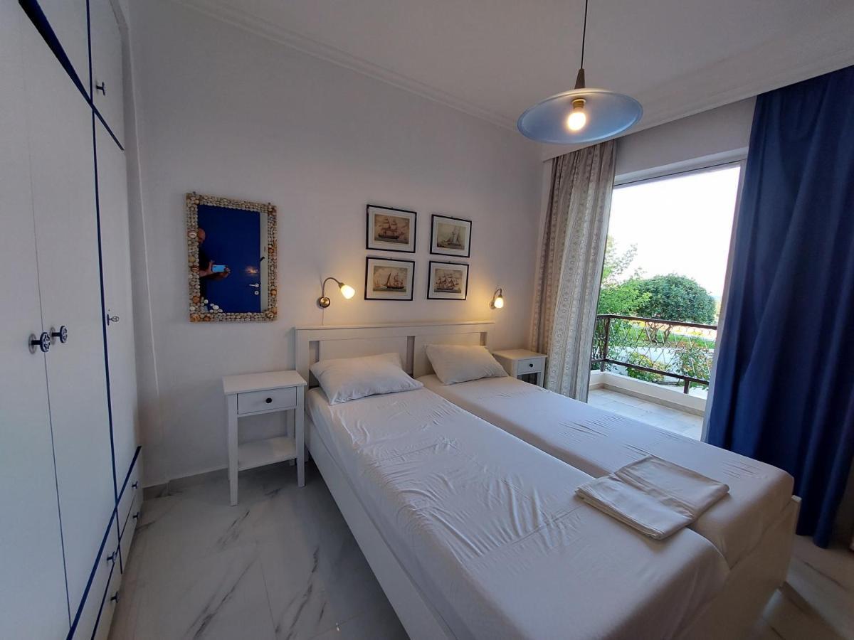 Kariani Beach Apartment ภายนอก รูปภาพ