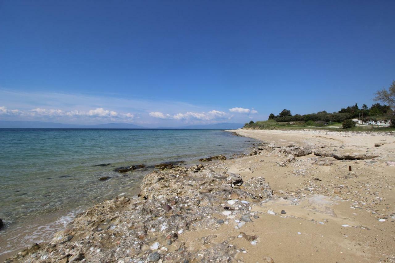 Kariani Beach Apartment ภายนอก รูปภาพ