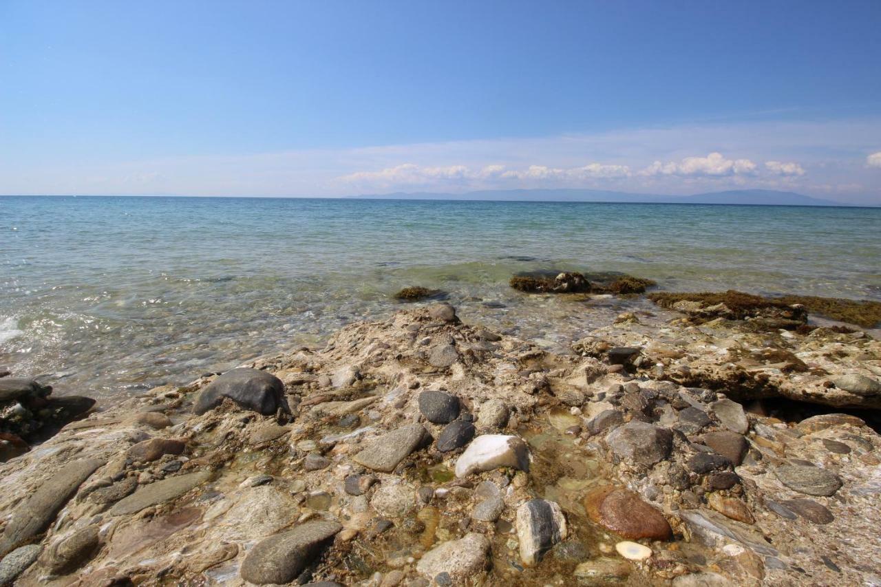 Kariani Beach Apartment ภายนอก รูปภาพ